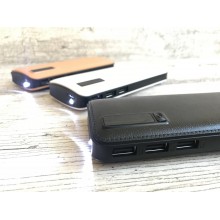 Внешний аккумулятор Power Box C48 S (LED+3 USB) с фонариком Внешний аккумулятор Power Box C48 S (LED+3 USB) с фонариком
